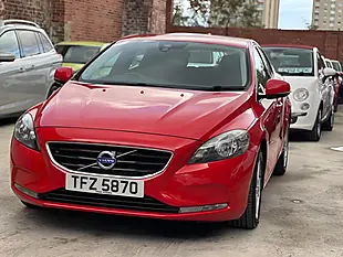 Used 2014 Volvo V40 Se Red - Interior and Exterior details 3