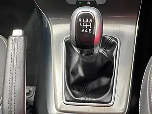 Used 2014 Volvo V40 Se Red - Interior and Exterior details 9