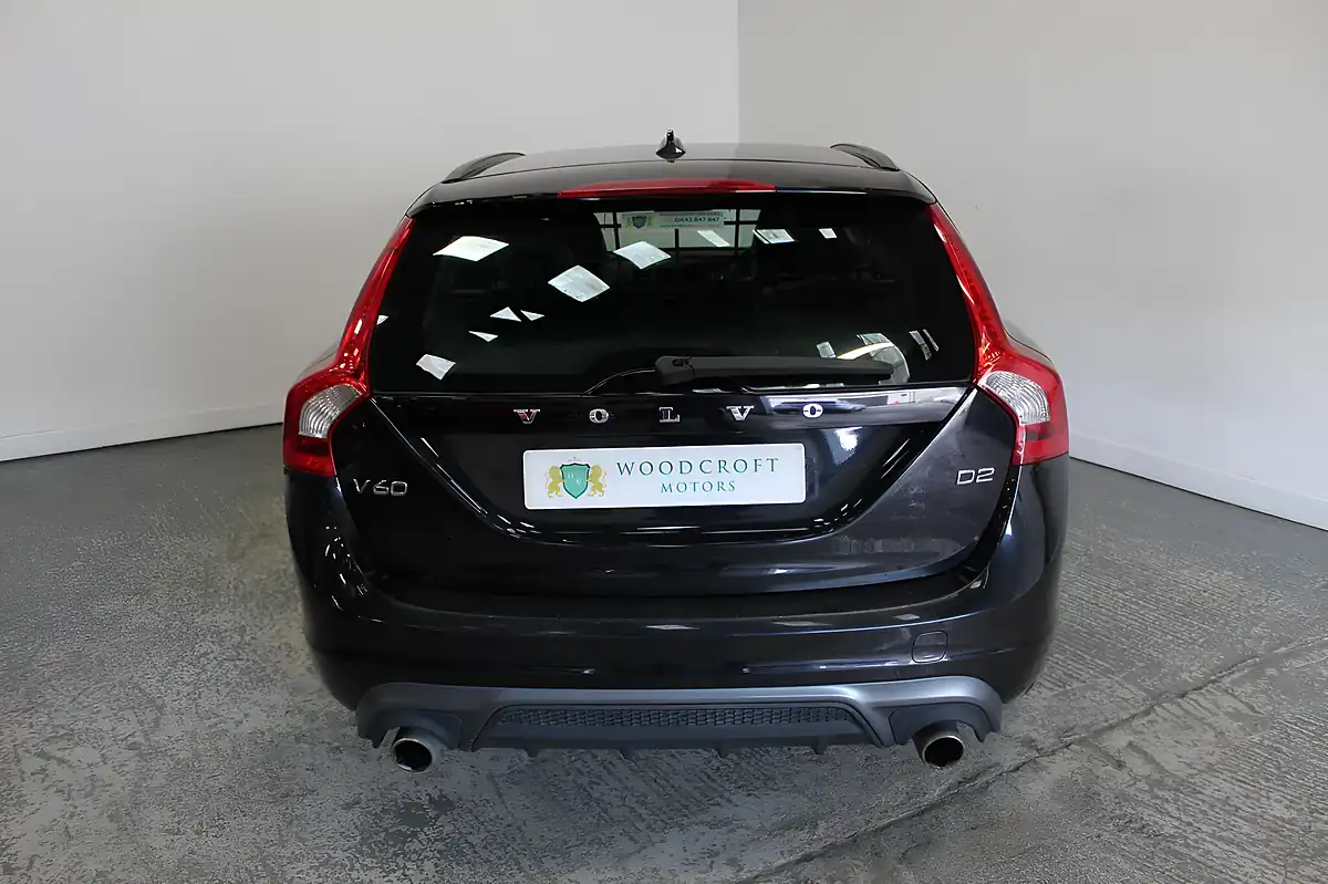 Used 2014 Volvo V60 R-Design Black - Interior and Exterior details 10