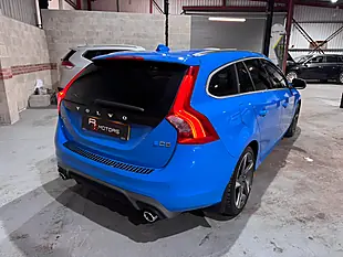 Used 2014 Volvo V60 R-Design Lux Nav Blue - Interior and Exterior details 17
