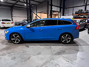 Used 2014 Volvo V60 R-Design Lux Nav Blue - Interior and Exterior details 5