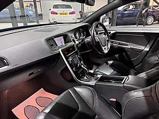Used 2014 Volvo V60 R-Design Lux Nav Blue - Interior and Exterior details 9