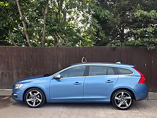 Used 2014 Volvo V60 R-Design Nav Blue - Interior and Exterior details 5