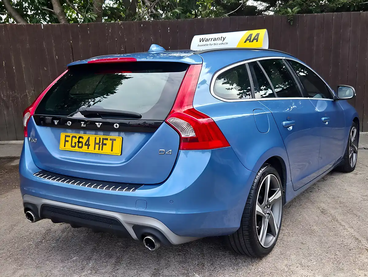 Used 2014 Volvo V60 R-Design Nav Blue - Interior and Exterior details 8