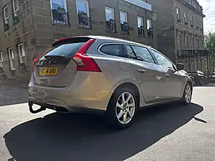 Used 2014 Volvo V60 Se Luxury Nav Gold - Interior and Exterior details 14