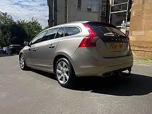 Used 2014 Volvo V60 Se Luxury Nav Gold - Interior and Exterior details 5