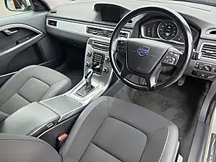 Used 2014 Volvo V70 Business Edition Gold - Interior and Exterior details 12