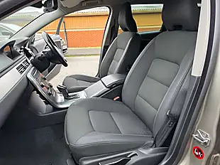 Used 2014 Volvo V70 Business Edition Gold - Interior and Exterior details 13