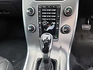 Used 2014 Volvo V70 Business Edition Gold - Interior and Exterior details 18