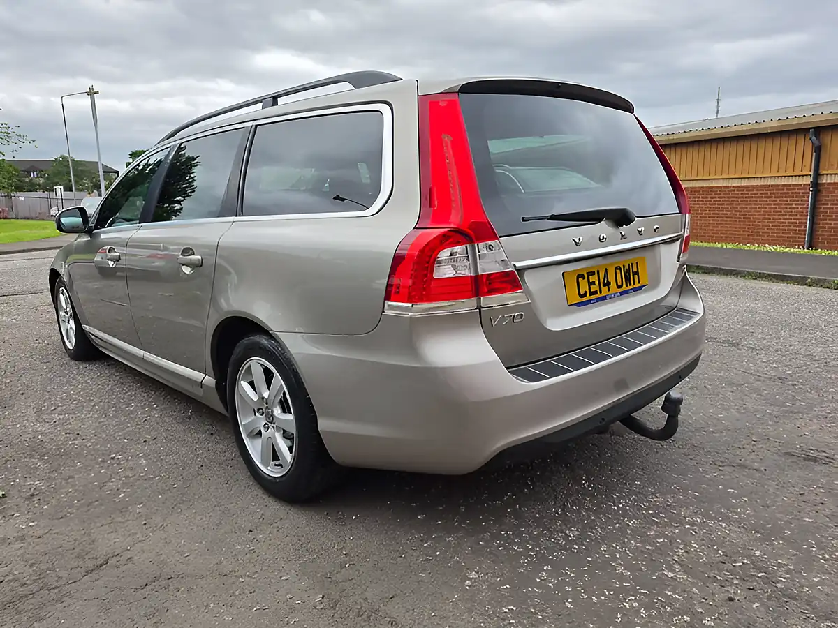 Used 2014 Volvo V70 Business Edition Gold - Interior and Exterior details 8