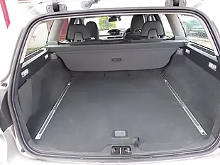 Used 2014 Volvo V70 Business Edition Gold - Interior and Exterior details 6