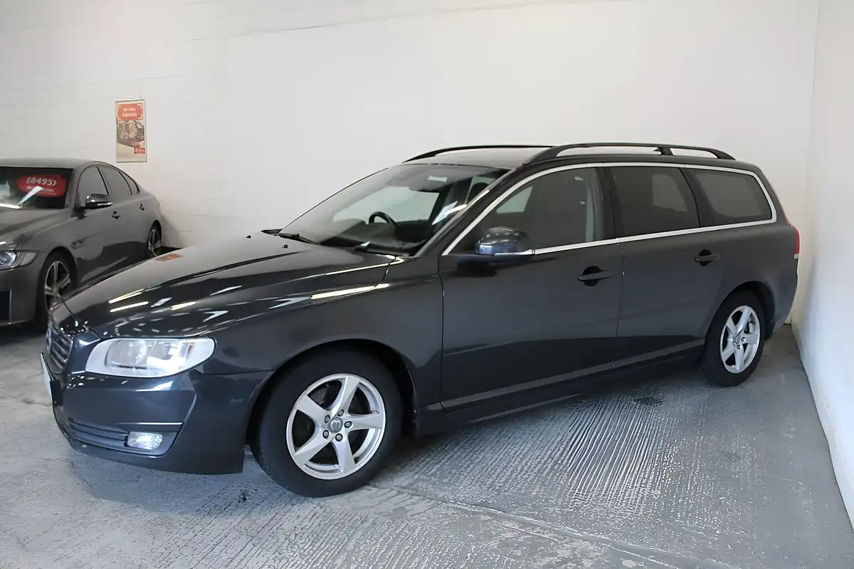 Used 2014 Volvo V70 Business Edition Grey - Interior and Exterior details 4