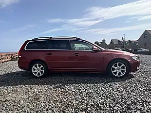 Used 2014 Volvo V70 Se Nav Red - Interior and Exterior details 5