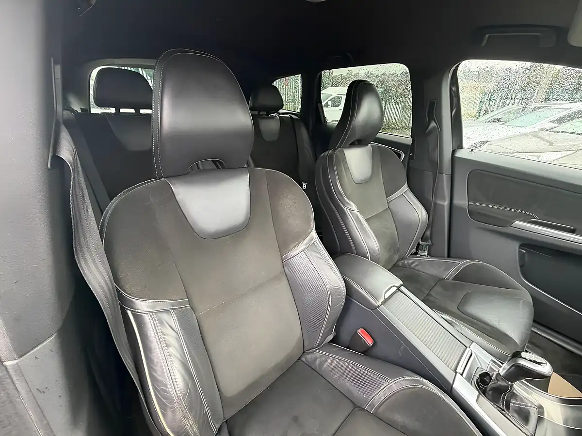 Used 2014 Volvo XC60 R-Design Black - Interior and Exterior details 13