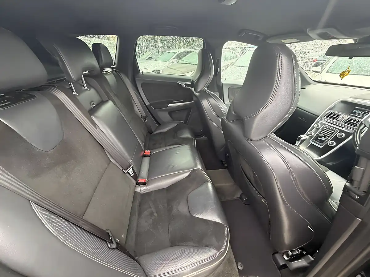 Used 2014 Volvo XC60 R-Design Black - Interior and Exterior details 16
