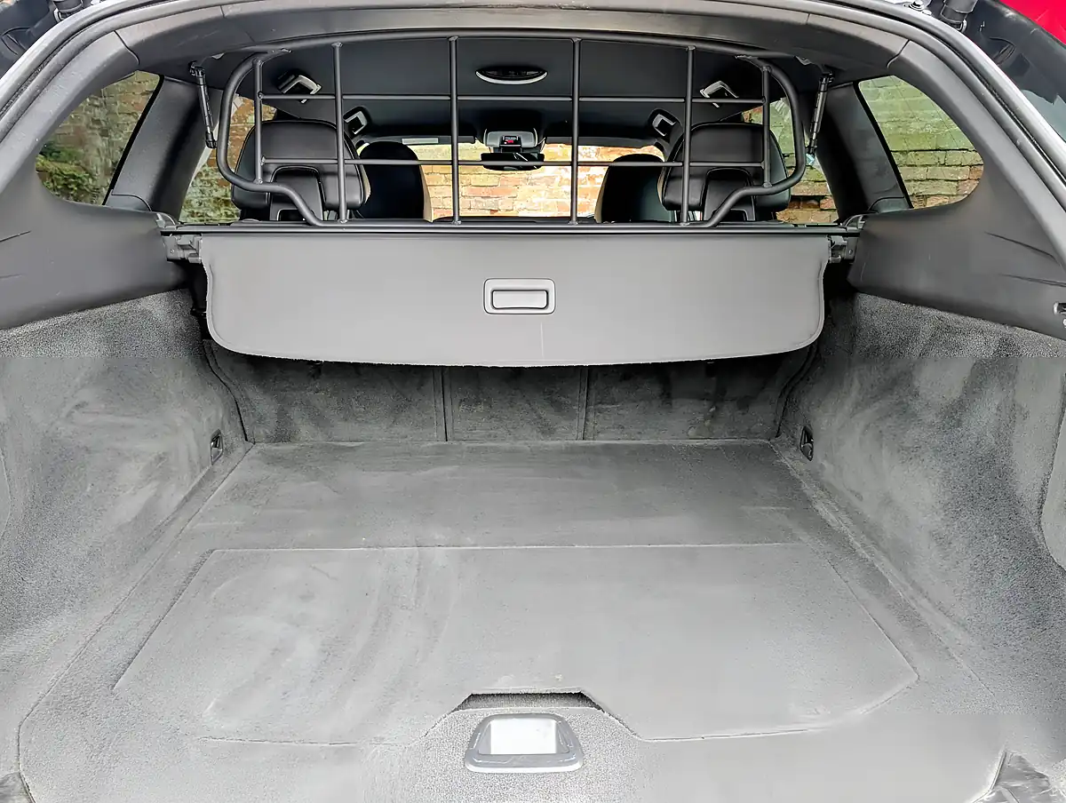 Used 2014 Volvo XC60 R-Design Lux Nav Black - Interior and Exterior details 15