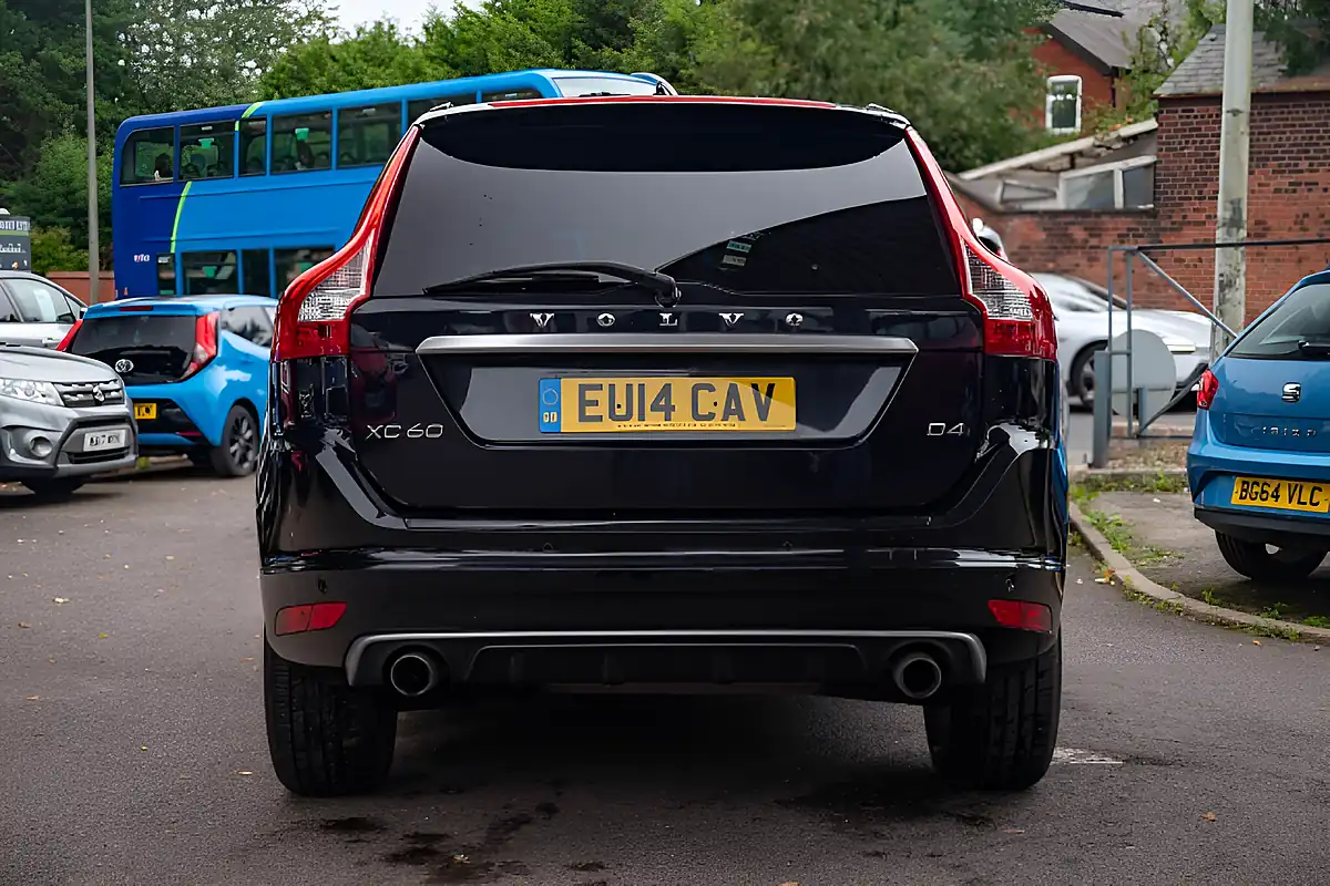 Used 2014 Volvo XC60 R-Design Lux Nav Black Sapphire Metallic - Interior and Exterior details 5
