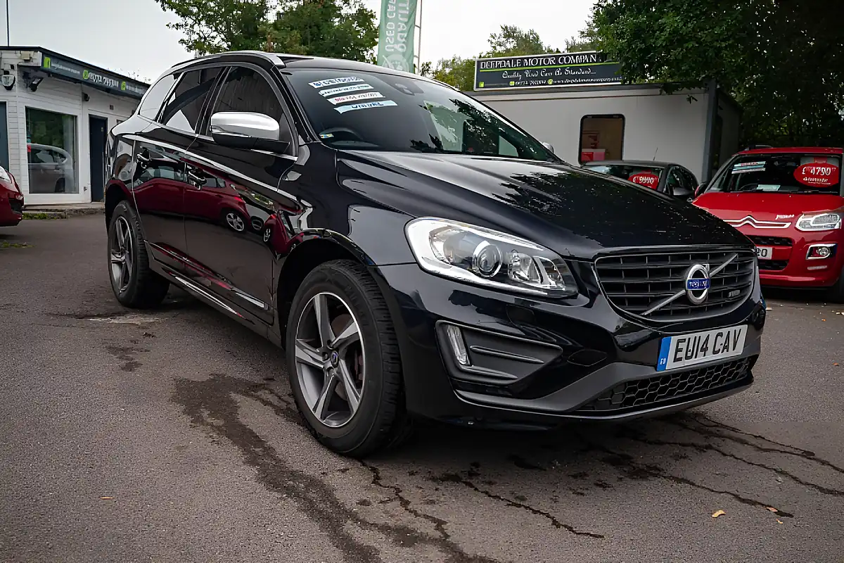 Used 2014 Volvo XC60 R-Design Lux Nav Black Sapphire Metallic - Interior and Exterior details 8