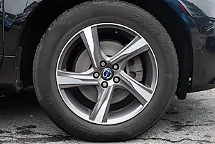 Used 2014 Volvo XC60 R-Design Lux Nav Black Sapphire Metallic - Interior and Exterior details 9