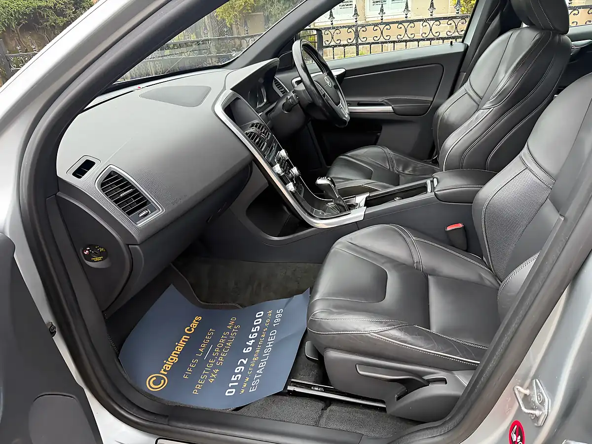 Used 2014 Volvo XC60 R-Design Lux Nav Electric Silver - Interior and Exterior details 19
