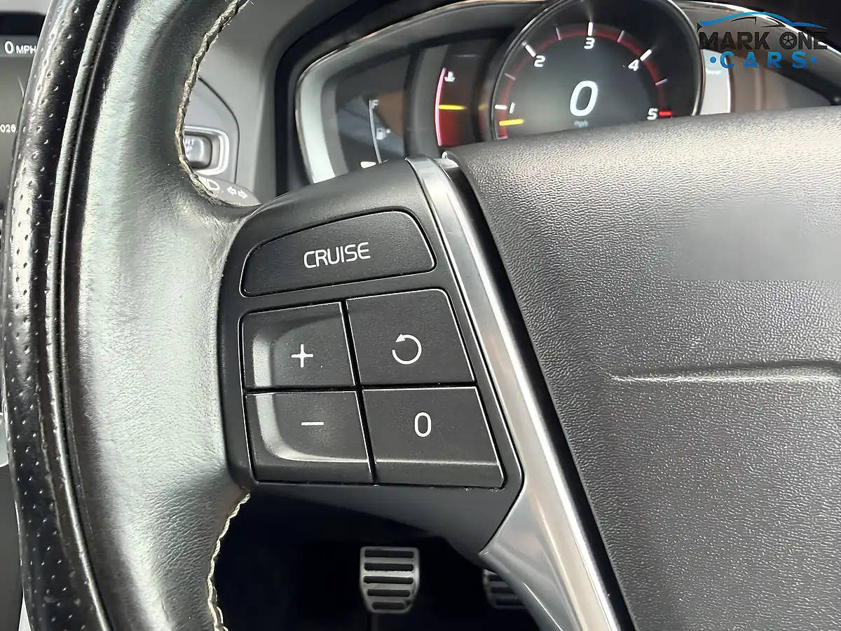 Used 2014 Volvo XC60 R-Design Lux Nav Grey - Interior and Exterior details 12