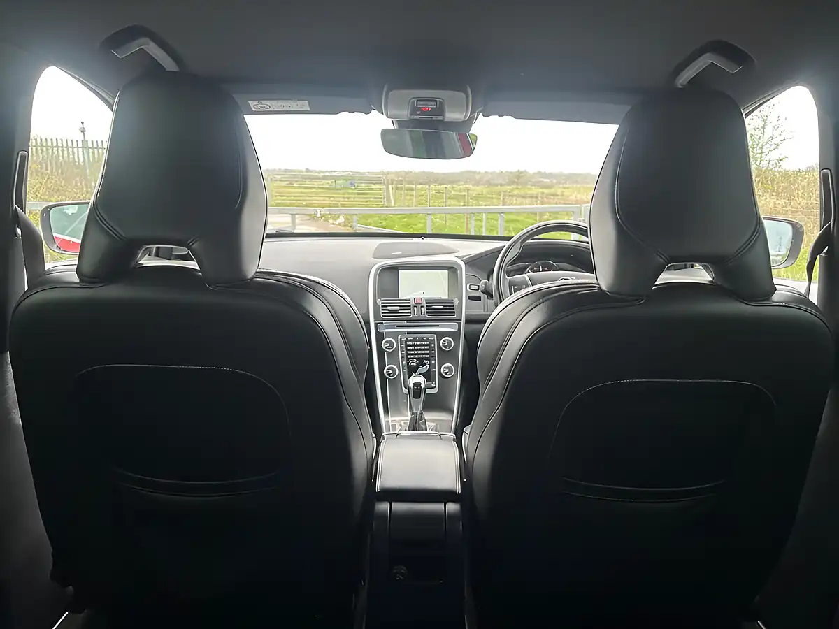 Used 2014 Volvo XC60 R-Design Lux Nav Red - Interior and Exterior details 11