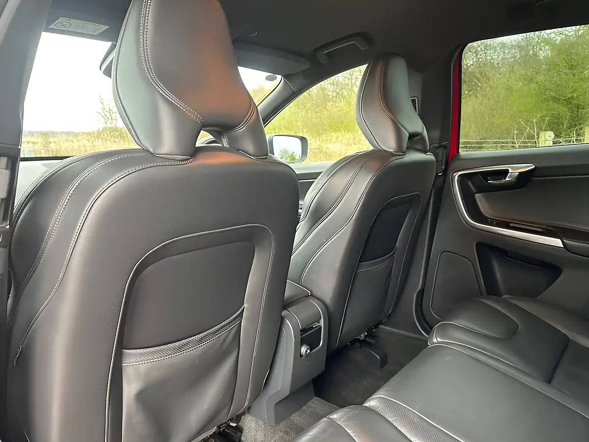 Used 2014 Volvo XC60 R-Design Lux Nav Red - Interior and Exterior details 18