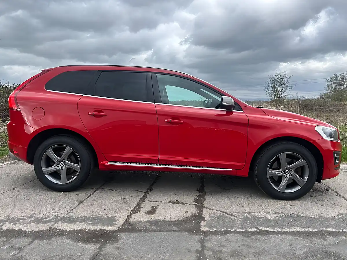 Used 2014 Volvo XC60 R-Design Lux Nav Red - Interior and Exterior details 2