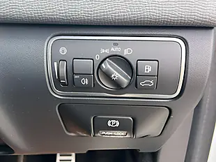 Used 2014 Volvo XC60 R-Design Luxury Nav Ice White - Interior and Exterior details 16