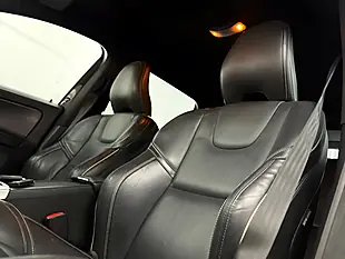 Used 2014 Volvo XC60 R-Design Nav Black Sapphire - Interior and Exterior details 3