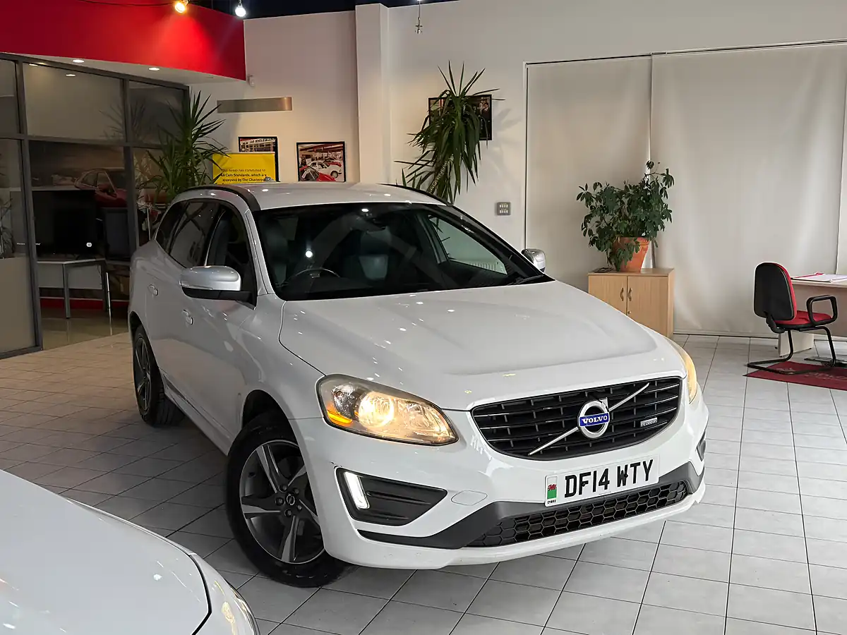 Used 2014 Volvo XC60 R-Design Nav White - Interior and Exterior details 11