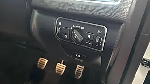 Used 2014 Volvo XC60 R-Design Nav White - Interior and Exterior details 7