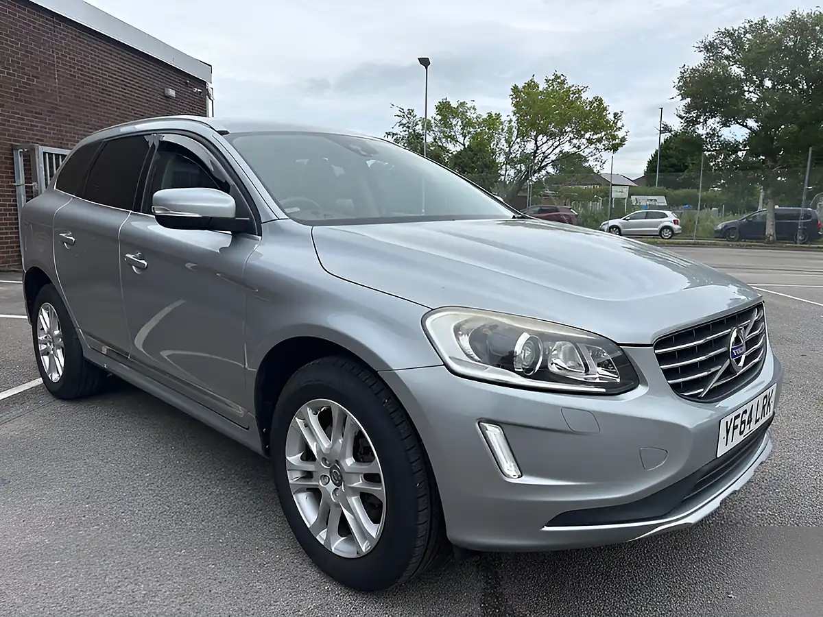 Used 2014 Volvo XC60 Se Lux Nav AWD Light Blue - Interior and Exterior details 3