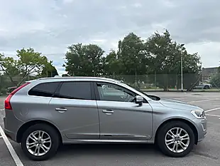 Used 2014 Volvo XC60 Se Lux Nav AWD Light Blue - Interior and Exterior details 4