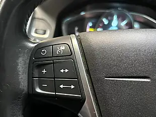 Used 2014 Volvo XC60 Se Lux Nav Blue - Interior and Exterior details 15