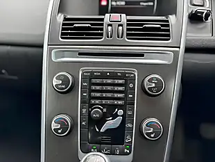 Used 2014 Volvo XC60 Se Lux Nav Blue - Interior and Exterior details 18