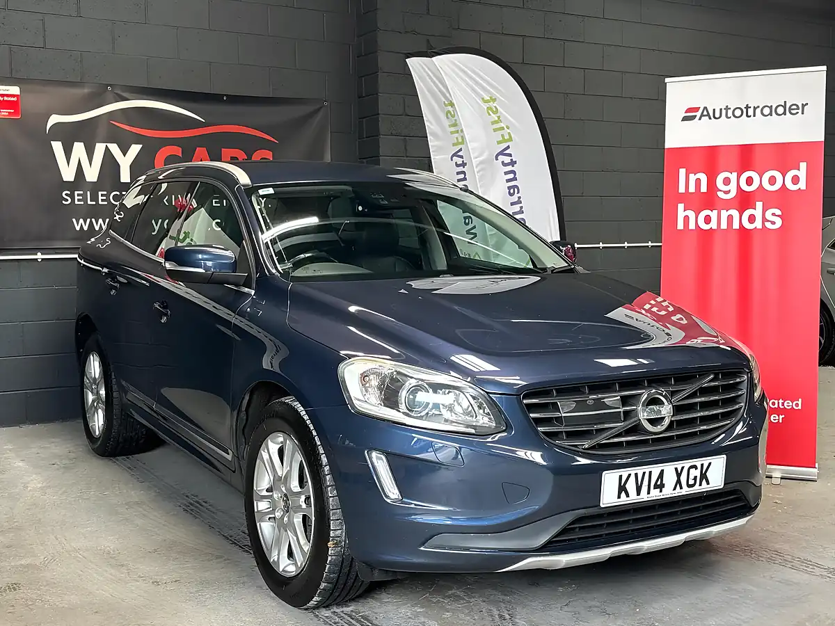 Used 2014 Volvo XC60 Se Lux Nav Blue - Interior and Exterior details 4