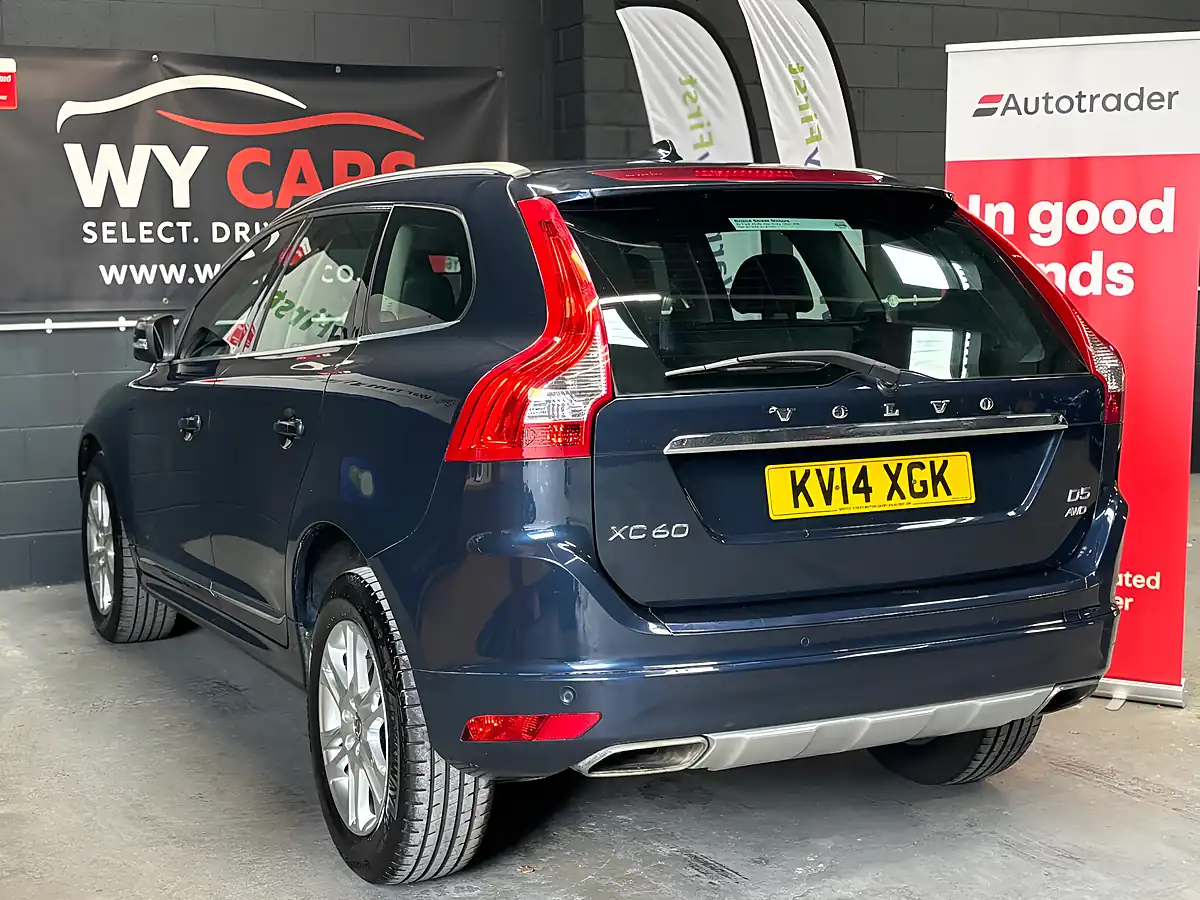 Used 2014 Volvo XC60 Se Lux Nav Blue - Interior and Exterior details 9
