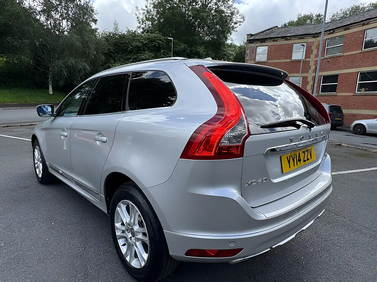 Used 2014 Volvo XC60 Se Lux Nav Silver - Interior and Exterior details 15