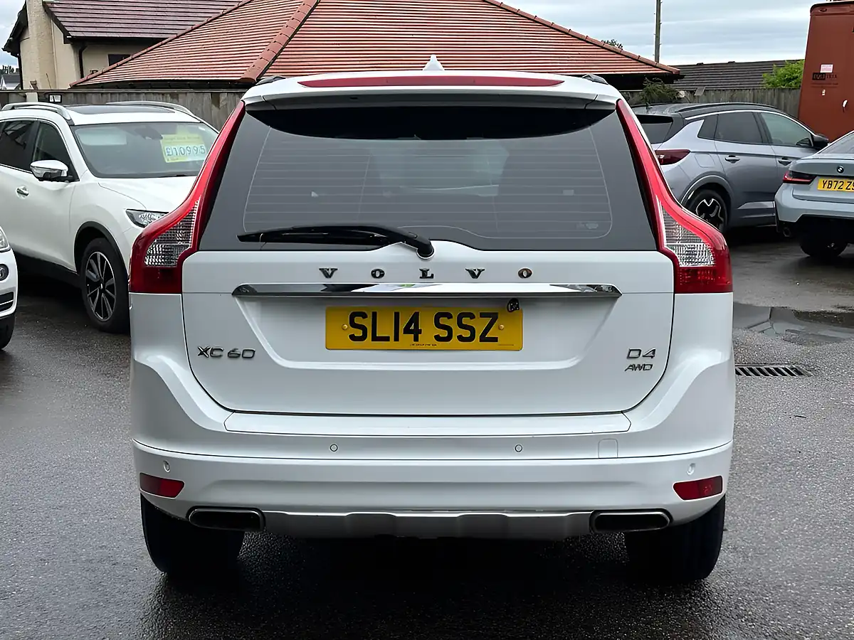Used 2014 Volvo XC60 Se White - Interior and Exterior details 6