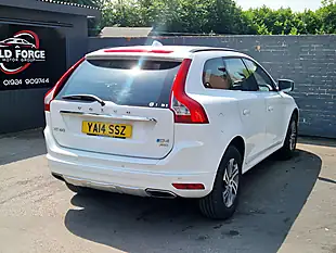 Used 2014 Volvo XC60 Se White - Interior and Exterior details 9