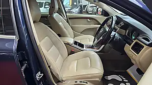 Used 2014 Volvo XC70 Se Lux Blue - Interior and Exterior details 6