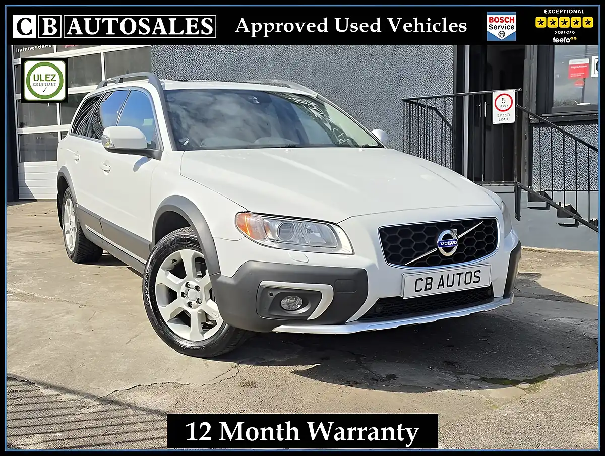 Used 2014 Volvo XC70 Se Nav White - Front View