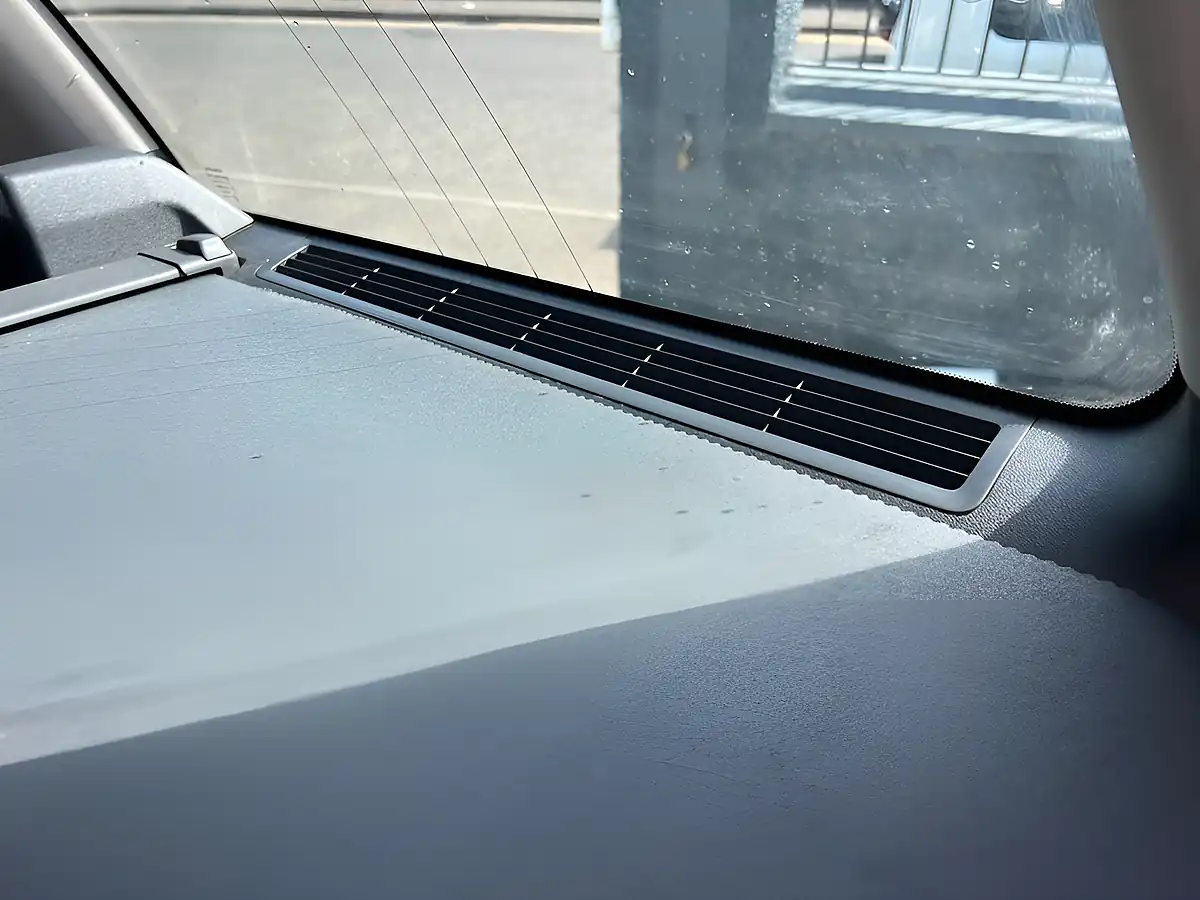 Used 2014 Volvo XC70 Se Nav White - Interior and Exterior details 18