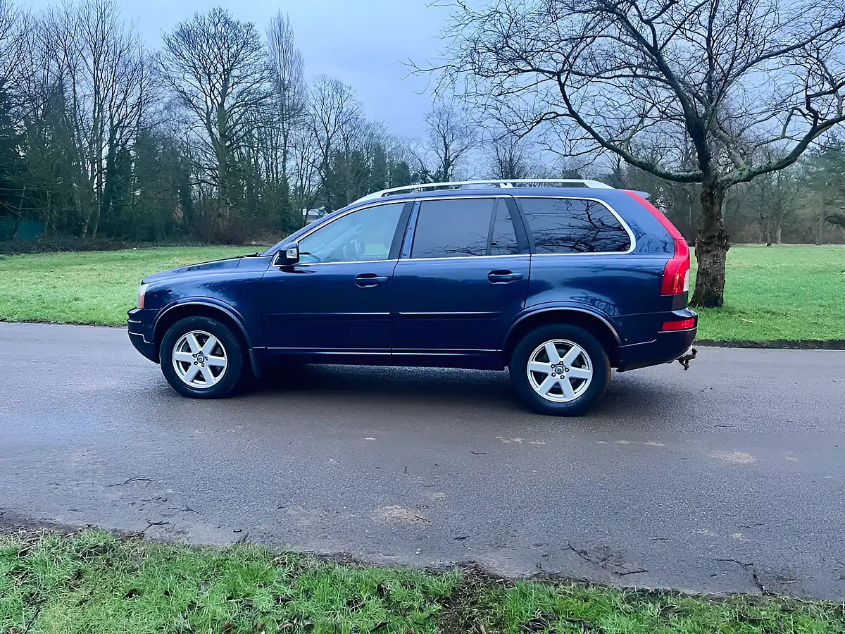 Used 2014 Volvo XC90 Es Caspian Blue - Interior and Exterior details 16