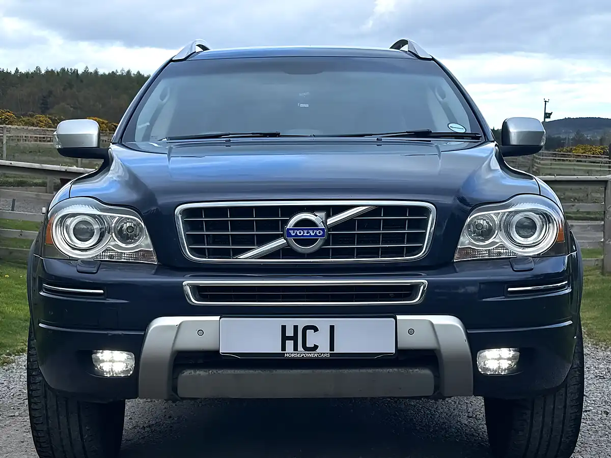 Used 2014 Volvo XC90 Executive Blue - Interior and Exterior details 5