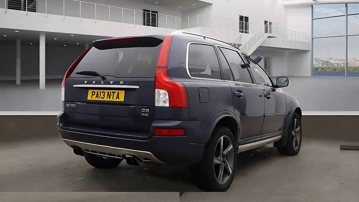 Used 2014 Volvo XC90 R-Design Nav Blue - Interior and Exterior details 4