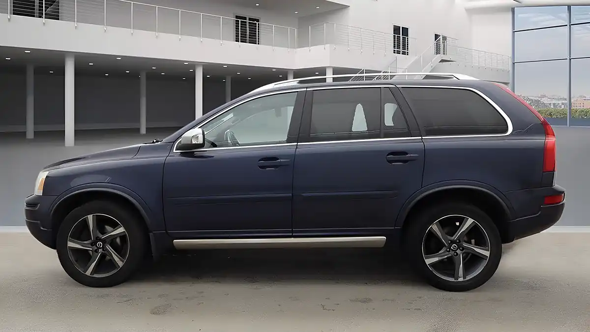 Used 2014 Volvo XC90 R-Design Nav Blue - Interior and Exterior details 6