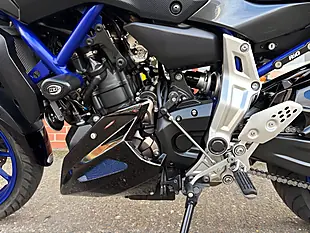 Used 2014 Yamaha MT-07 - Interior and Exterior details 5