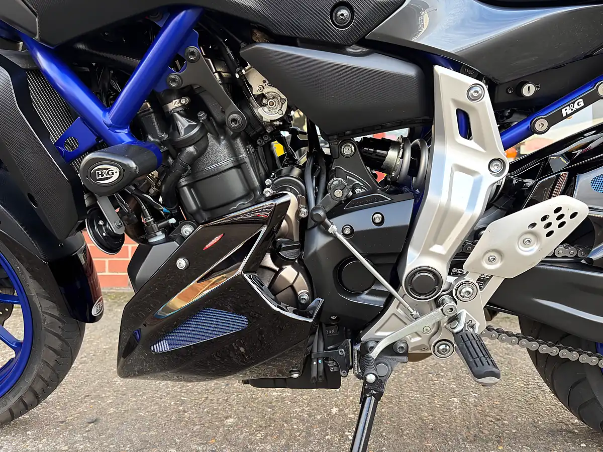 Used 2014 Yamaha MT-07 - Interior and Exterior details 5